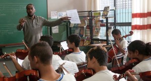 Visions du Nouveau Monde « Acorda – le professeur de violon »