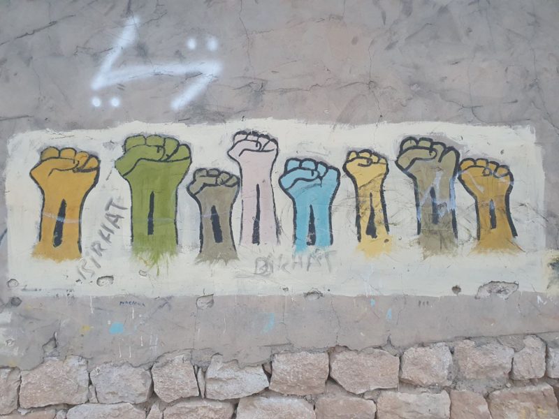 Navenda Dinyayê – Le centre du monde